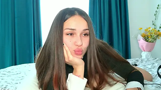 Brenda M00n online show from 03.14.25