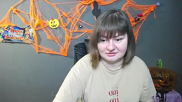 ZannaDreil online show from 11.04.25