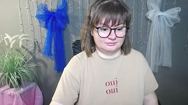 ZannaDreil online show from 11.29.25