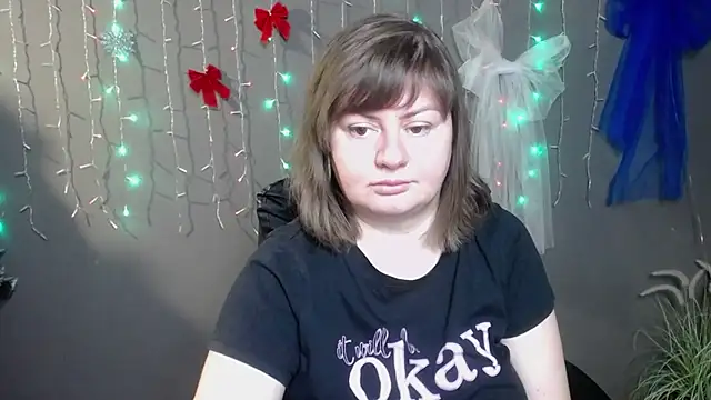 ZannaDreil online show from 12.21.25