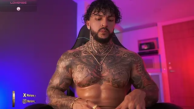 Snapshot of mariano_costa chatting on 11.29.25 mariano costa online show from 11.29.25