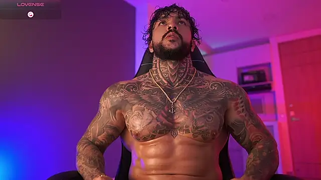 Snapshot of mariano_costa chatting on 12.16.25 mariano costa online show from 12.16.25