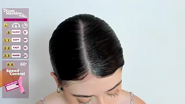 Snapshot of melody_suarez chatting on 12.18.24 melody suarez online show from 12.18.24