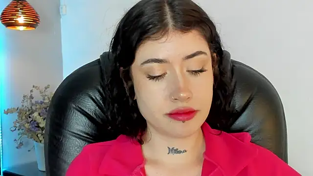 Snapshot of melody_suarez chatting on 01.09.25 melody suarez online show from 01.09.25