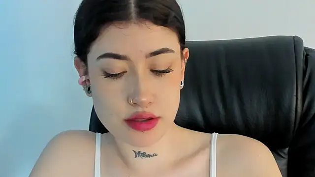 Snapshot of melody_suarez chatting on 01.24.25 melody suarez online show from 01.24.25