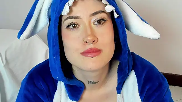 Snapshot of melody_suarez chatting on 01.31.25 melody suarez online show from 01.31.25