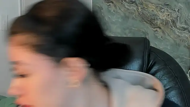 Snapshot of melody_suarez chatting on 02.08.25 melody suarez online show from 02.08.25