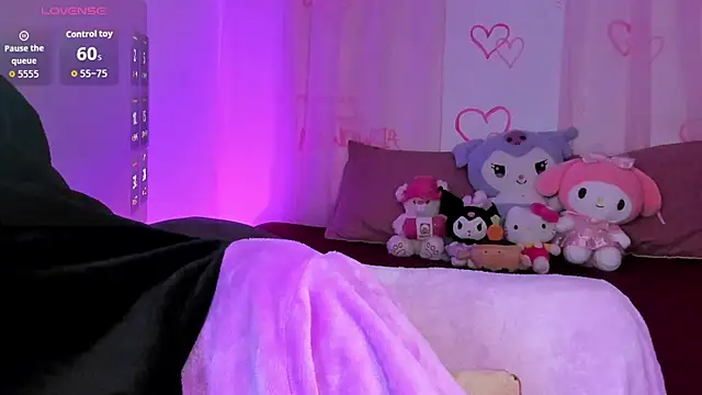 Snapshot of melody_suarez chatting on 10.19.25 melody suarez online show from 10.19.25