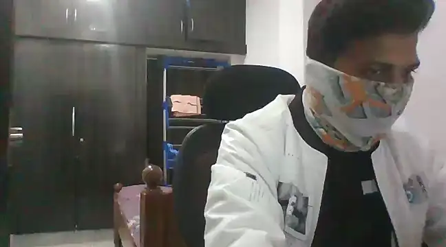 Snapshot of divyansh_hyderabadi chatting on 12.14.24 divyansh hyderabadi online show from 12.14.24