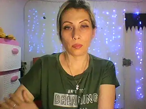 alixia81 online show from 02.26.25