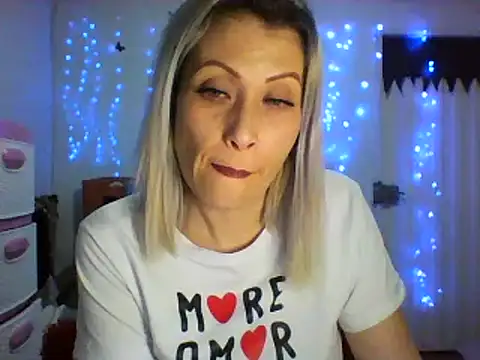 alixia81 online show from 03.04.25