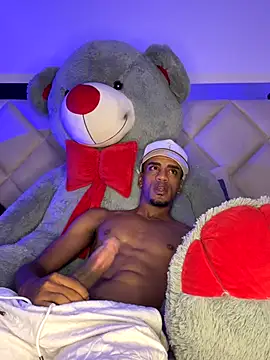 AaronCruz  online show from 10.14.25