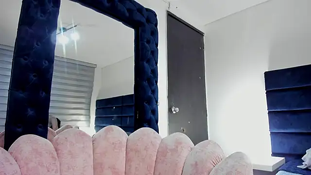 Snapshot of _Cristal_evans chatting on 02.10.25 Cristal evans online show from 02.10.25