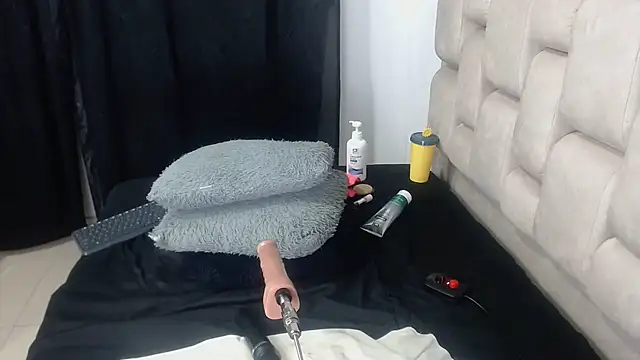 Roxy-Smith online show from 02.17.25