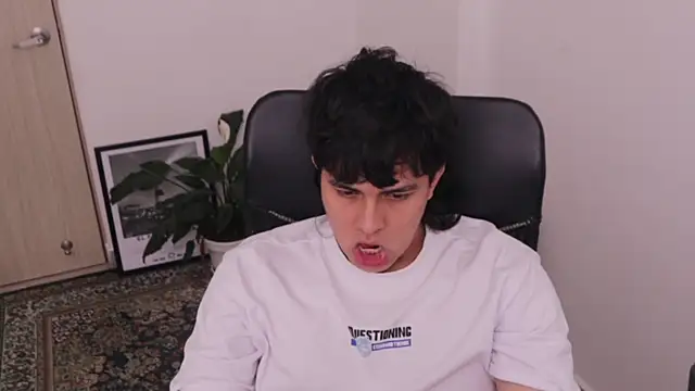 Tony Hoffa online show from 04.19.26