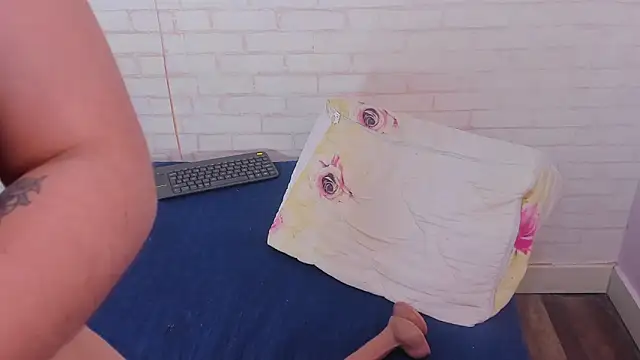 Tiffany mendez online show from 02.01.25