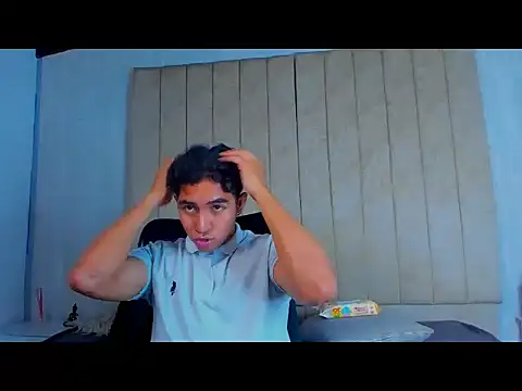 Snapshot of Muichiro_tokito1 chatting on 01.05.25 Muichiro tokito1 online show from 01.05.25