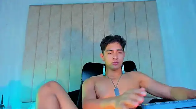 Snapshot of Muichiro_tokito1 chatting on 01.16.25 Muichiro tokito1 online show from 01.16.25