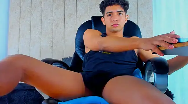 Snapshot of Muichiro_tokito1 chatting on 03.10.25 Muichiro tokito1 online show from 03.10.25