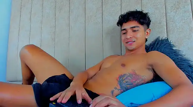 Snapshot of Muichiro_tokito1 chatting on 03.10.25 Muichiro tokito1 online show from 03.10.25