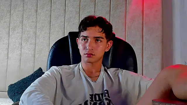 Snapshot of Muichiro_tokito1 chatting on 11.09.25 Muichiro tokito1 online show from 11.09.25