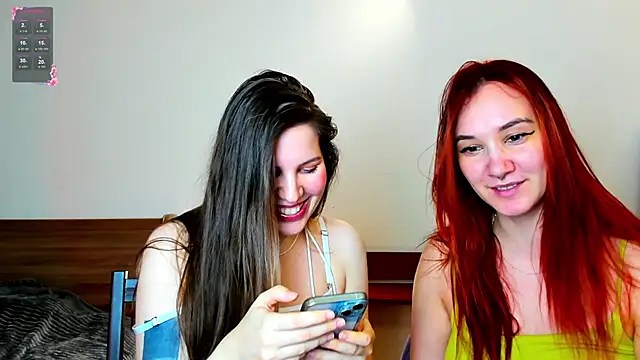 Snapshot of Annie_aww chatting on 01.06.25 Annie aww online show from 01.06.25