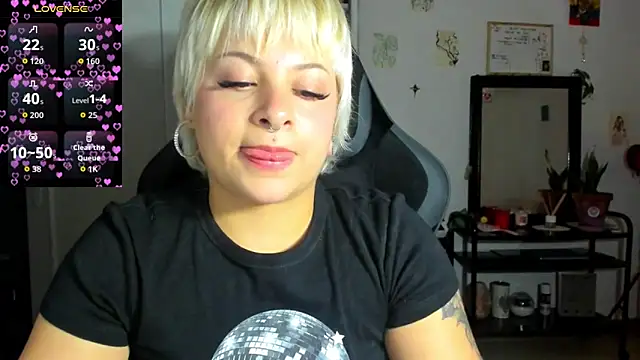 Snapshot of sammymoon chatting on 07.01.26 sammymoon online show from 07.01.26