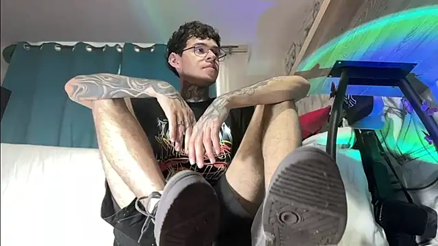 Saturno v online show from 01.14.25