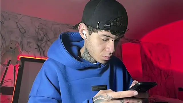 Saturno v online show from 01.29.25