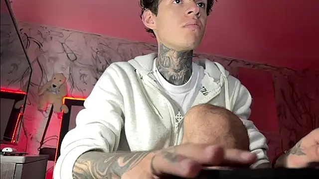 Saturno v online show from 02.11.25