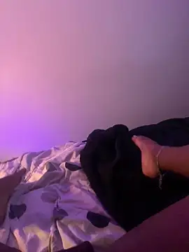 ReineNeferrti online show from 01.24.25