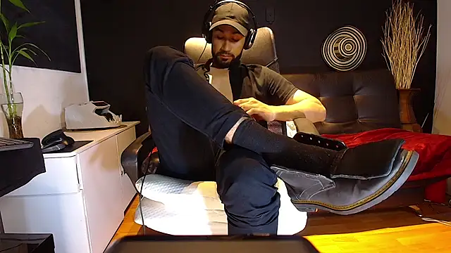 alessandro wye online show from 10.03.25