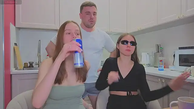 fcjuicy pussy online show from 11.21.25