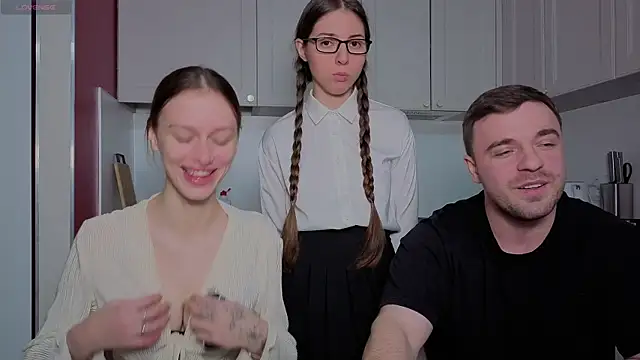 fcjuicy pussy online show from 12.04.25