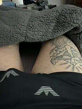 Snapshot of Luis0klk chatting on 03.18.25 Luis0klk online show from 03.18.25