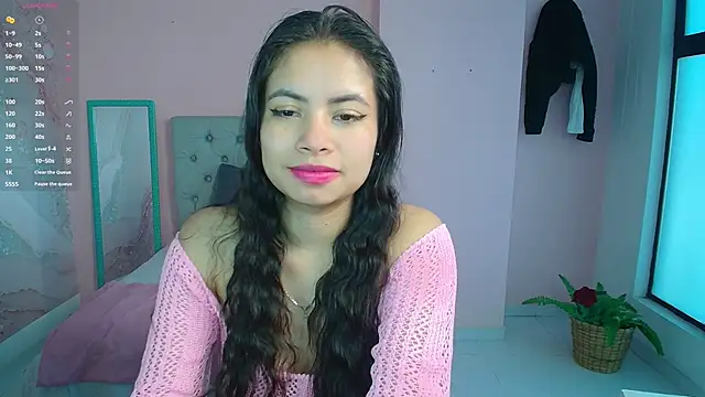 soyzarahtorres online show from 12.14.24