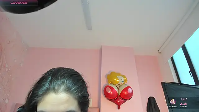 soyzarahtorres online show from 10.05.25