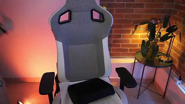 anyacutex online show from 01.19.25