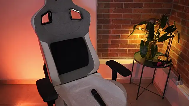 anyacutex online show from 01.20.25