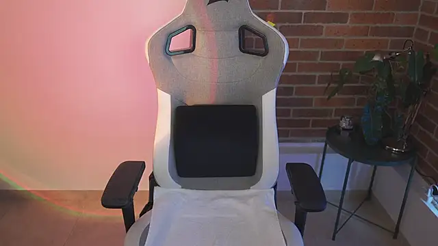 anyacutex online show from 03.15.25