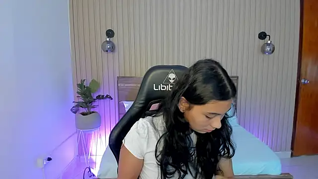 melody flowers online show from 01.28.25