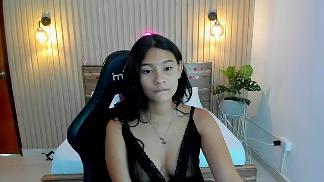 melody flowers online show from 02.20.25