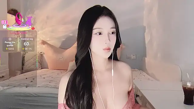 Snapshot of -Tilana- chatting on 01.12.26 -Tilana- online show from 01.12.26