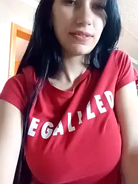 Snapshot of MeanGirl93 chatting on 09.16.25 MeanGirl93 online show from 09.16.25