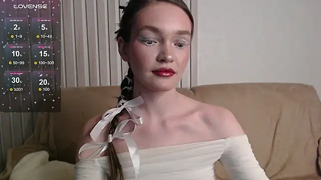 stellapayne1 online show from 04.19.26