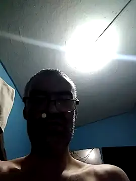 hugosafado333 online show from 01.09.25