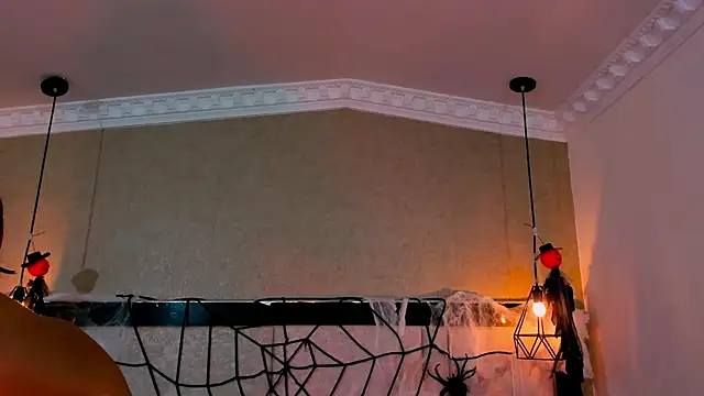 kimCosseyy online show from 10.16.25