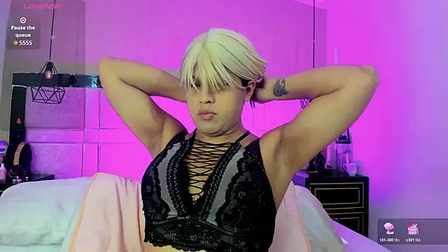 kimCosseyy online show from 04.18.26