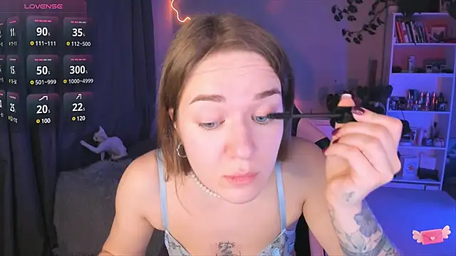 ami amour  online show from 03.21.25