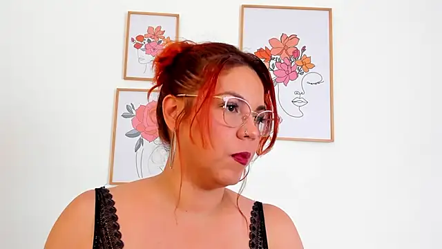 Snapshot of CarmesyAngel chatting on 12.13.24 CarmesyAngel online show from 12.13.24